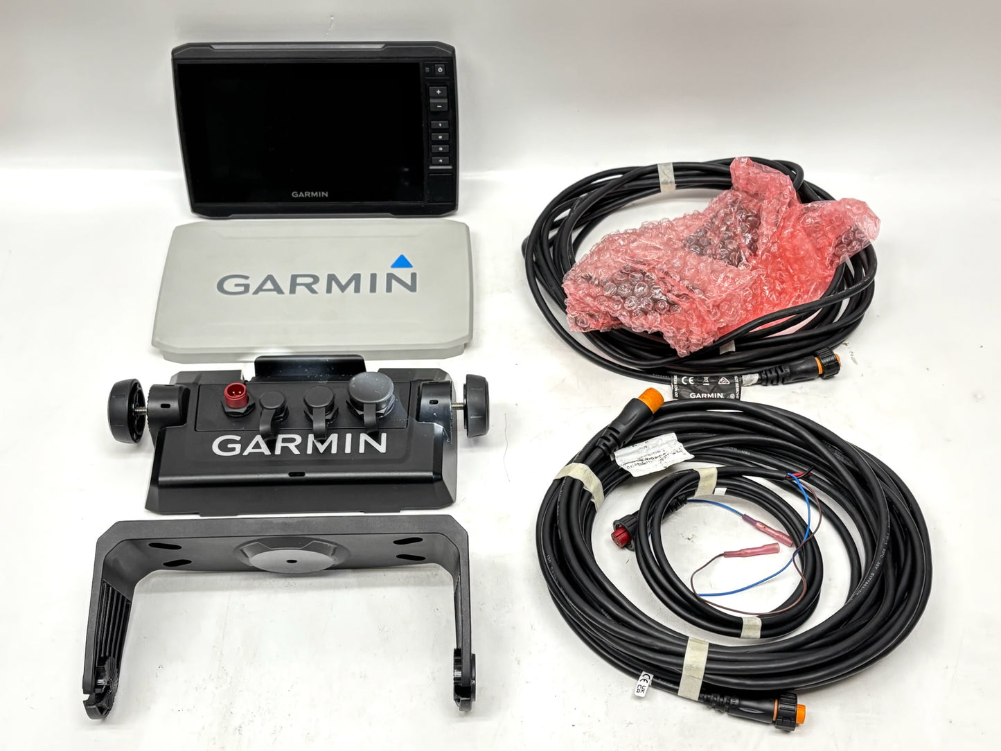 Garmin ECHOMAP UHD 74sv Kit with GT54UHD-TM & 30' Extension Cable