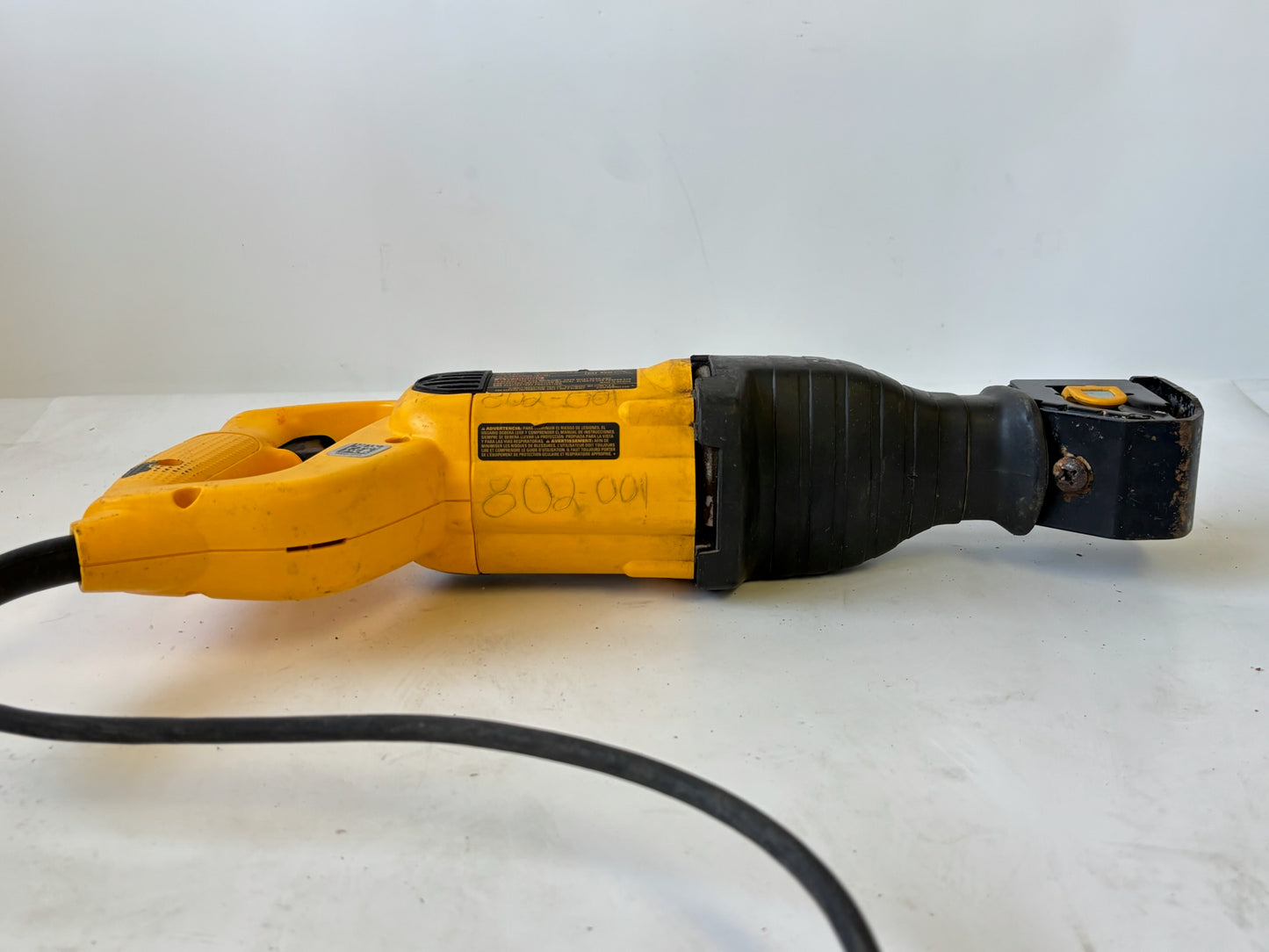 DEWALT DWE304 10‑Amp Variable‑Speed Reciprocating Saw with 4‑Position Blade Clamp