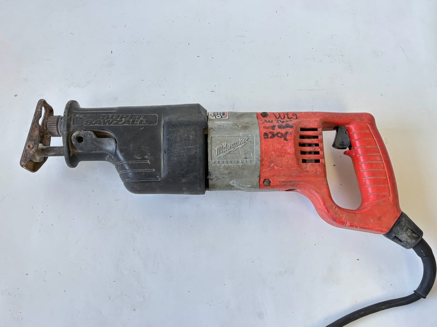 Milwaukee 6538‑21 Super SAWZALL Reciprocating Saw with 15-Amp Motor and Case