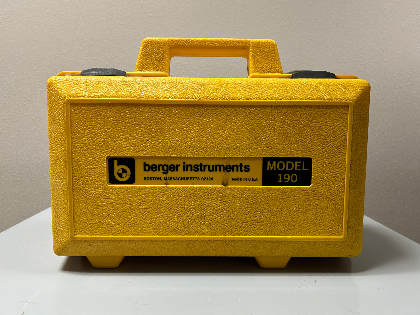Berger Instrument Mod. 190 with Case