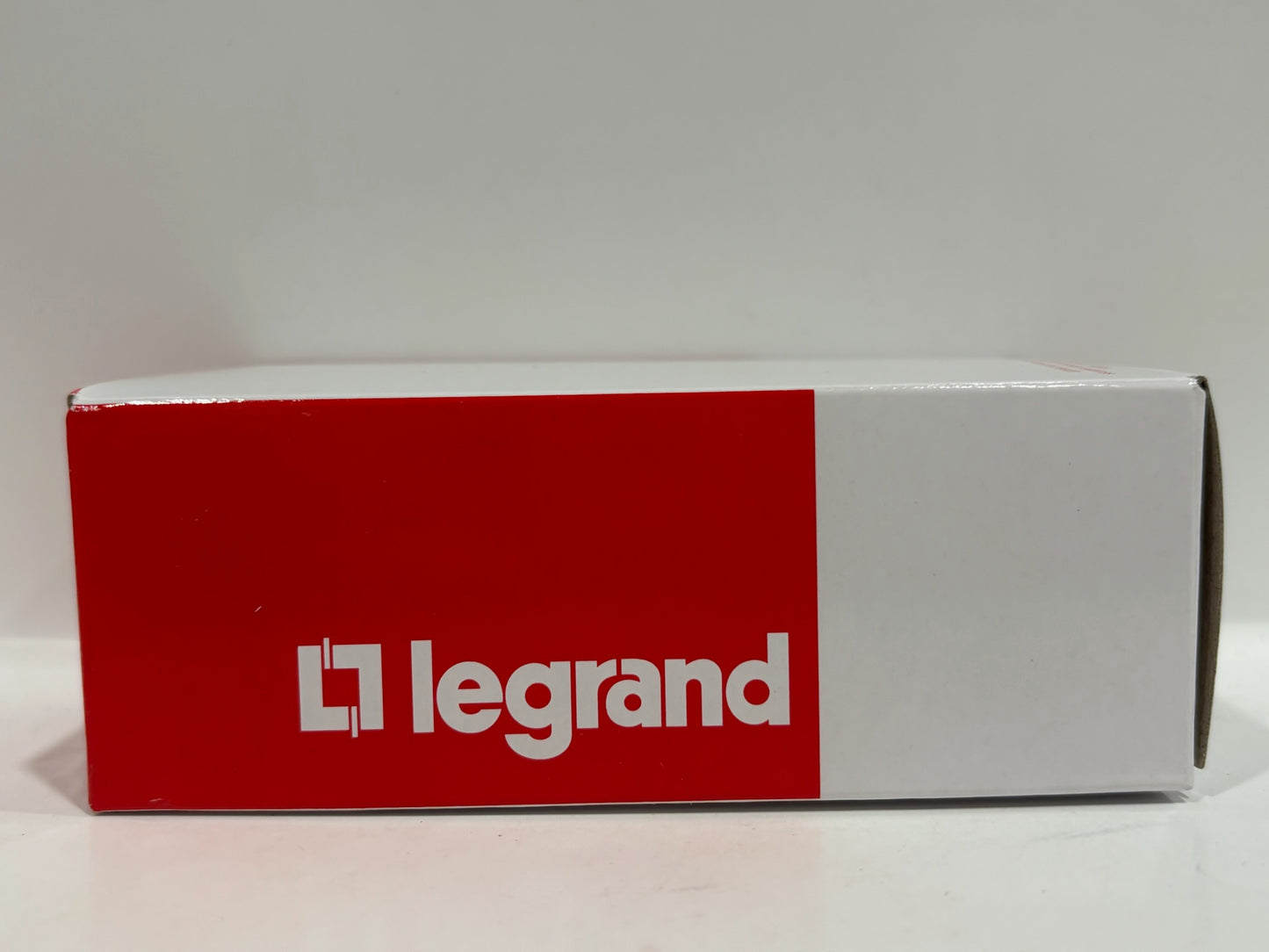 New 5 PK Legrand 1597TRW Tamper-Resistant 15A Duplex Self-Test GFCI