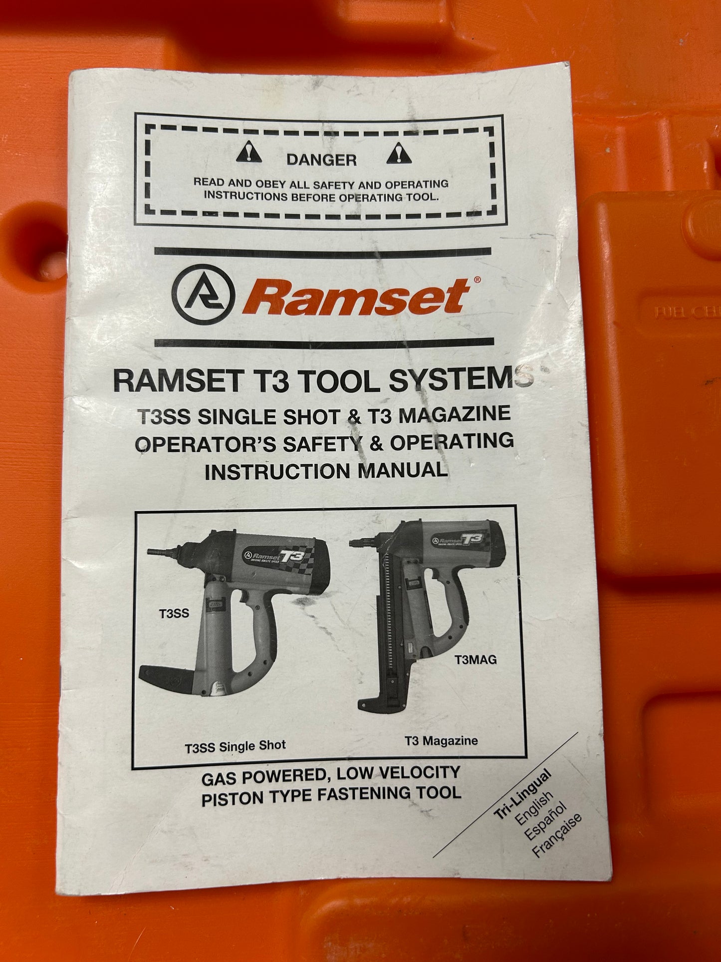 RAMSET T3 Gas Actuated Fastener Tool with Charger & 2 Batteries Kit with Case