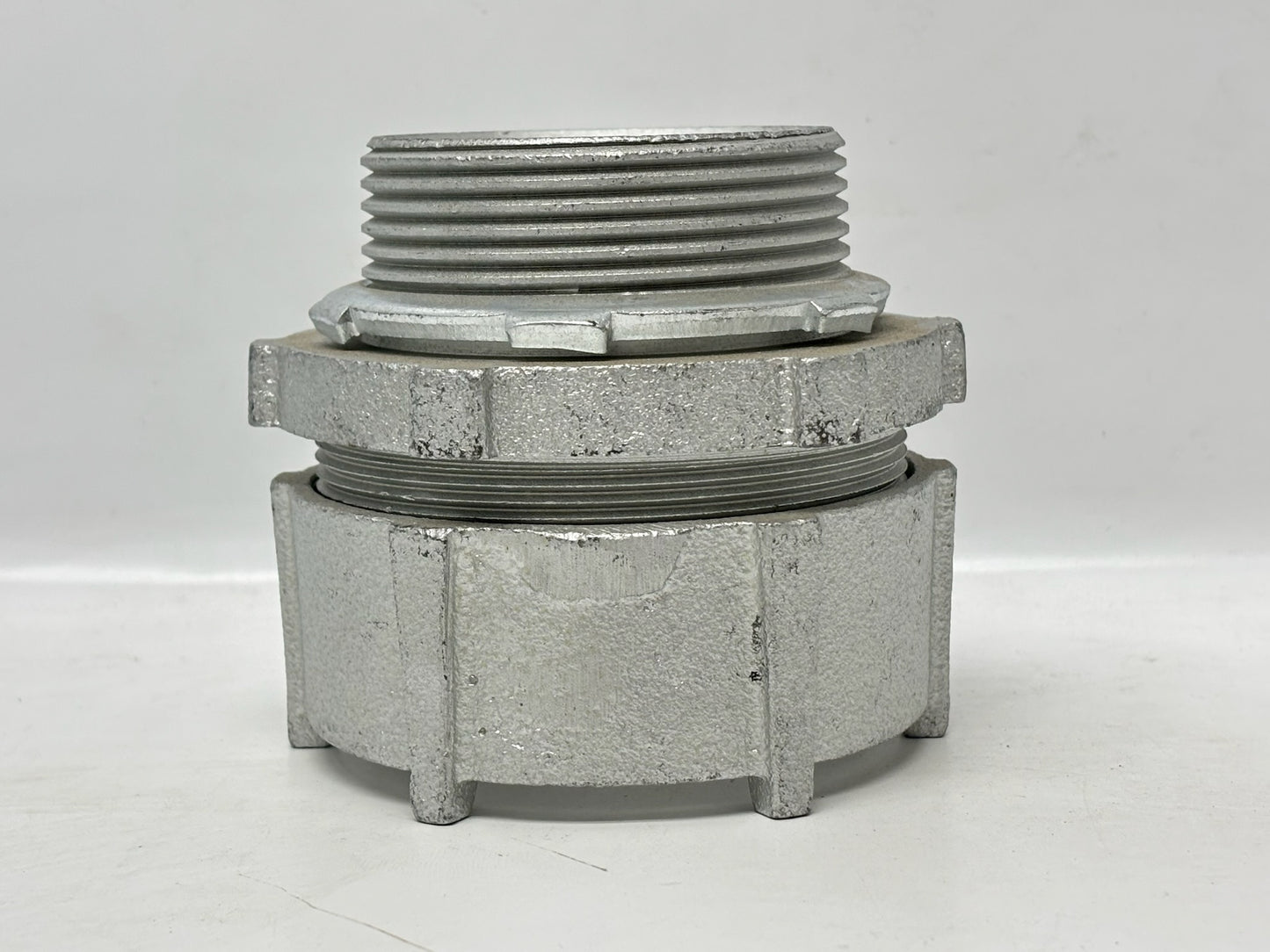 RACO 1810 2½″ Non‑Insulated Compression Connector
