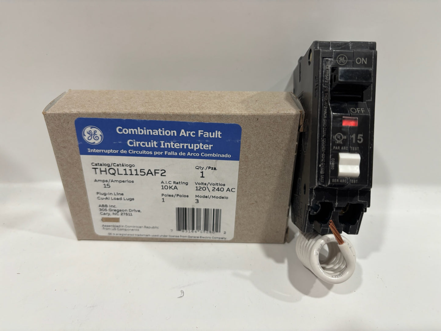 New 2 PC GE THQL1115AF2 Arc Fault (AFCI) Circuit Breaker - 15 Amp