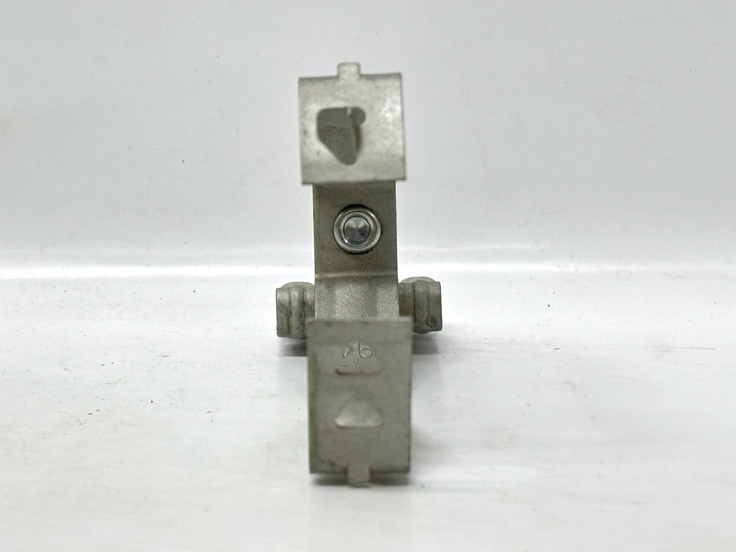 100PK nVent CADDY 32M24SM Side‑Mount Snap‑Close Flange Clip, 2″ Conduit