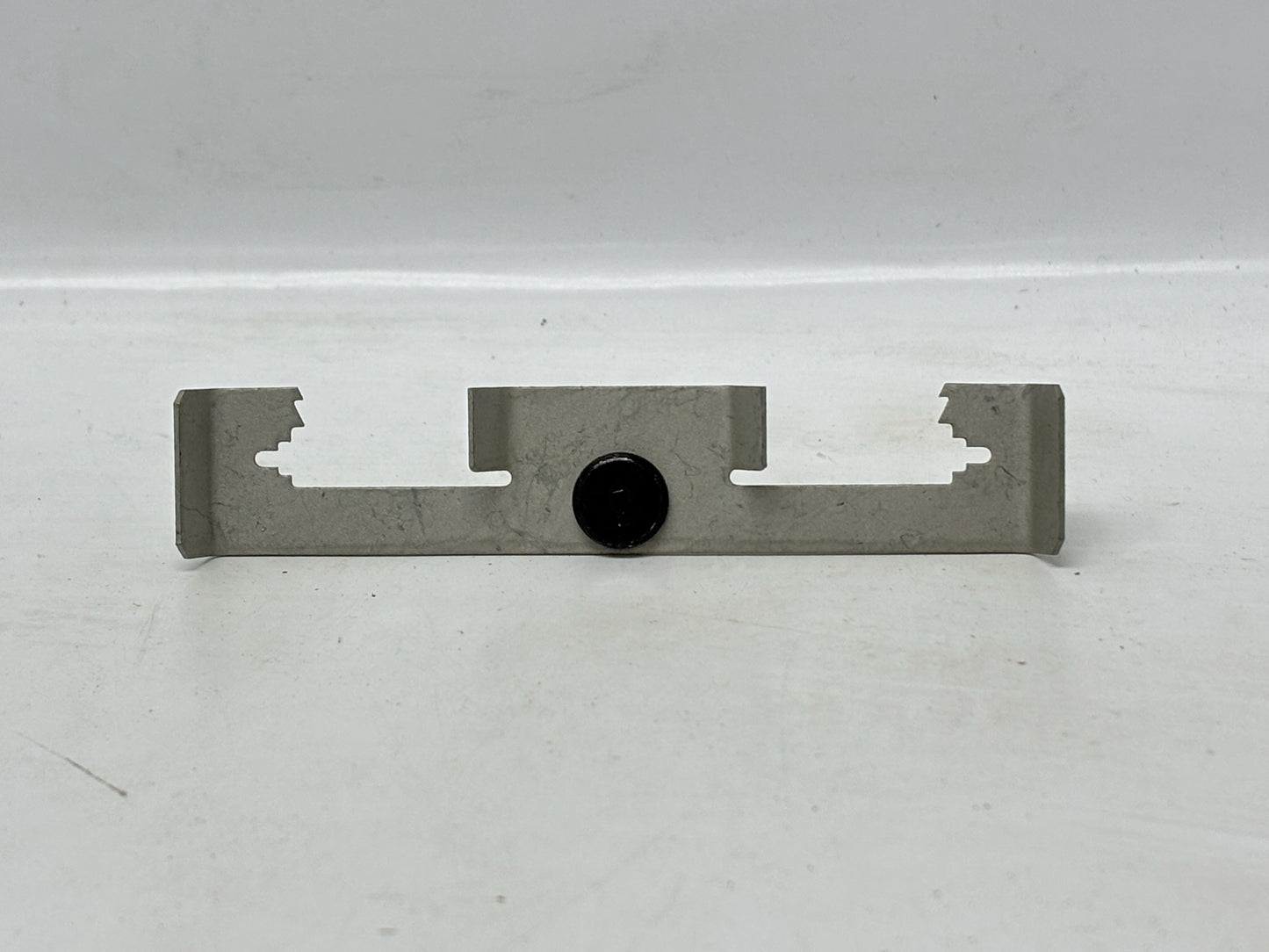 100PK nVent CADDY 4Z4S Multi‑Function Clip, ¼″ Rod / #12‑#8 Wire, ¼″ Screw