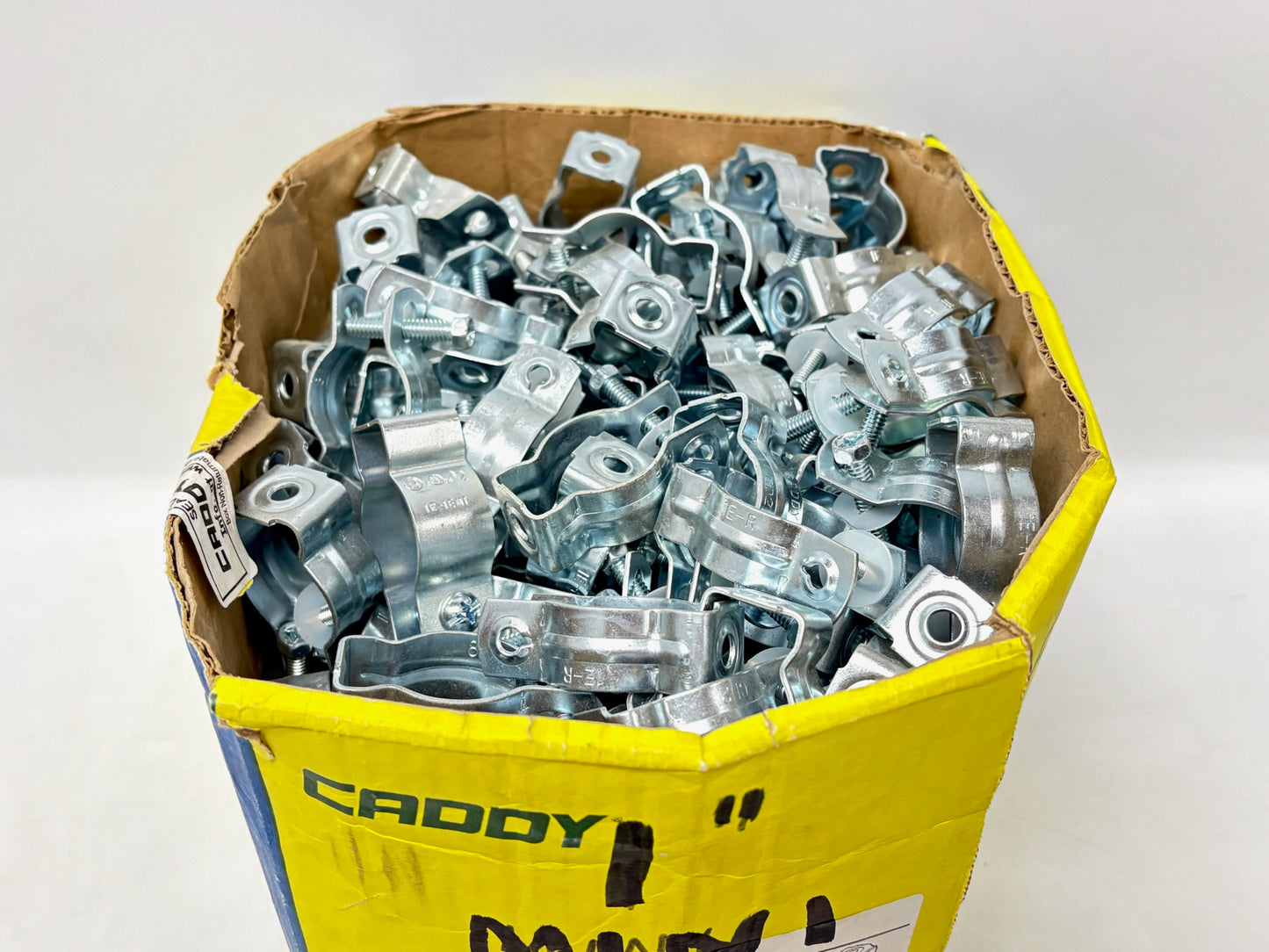 100PK nVent CADDY CD2B Conduit/Pipe Clamp, 1" EMT/Rigid, Steel, Zinc‑Plated