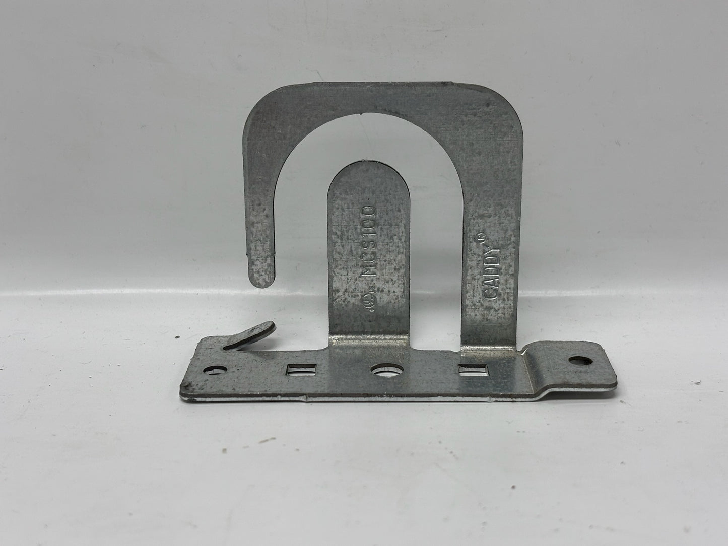 100 PK CADDY MCS100 MC/AC Cable Support Bracket, 8-Cable Capacity