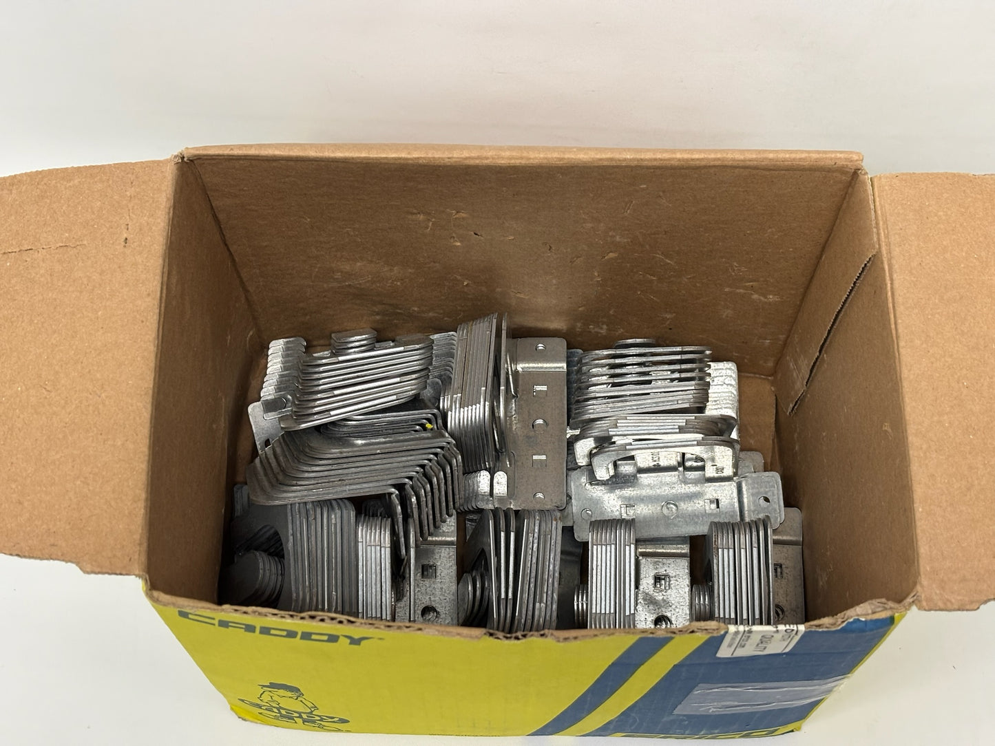 100 PK CADDY MCS100 MC/AC Cable Support Bracket, 8-Cable Capacity