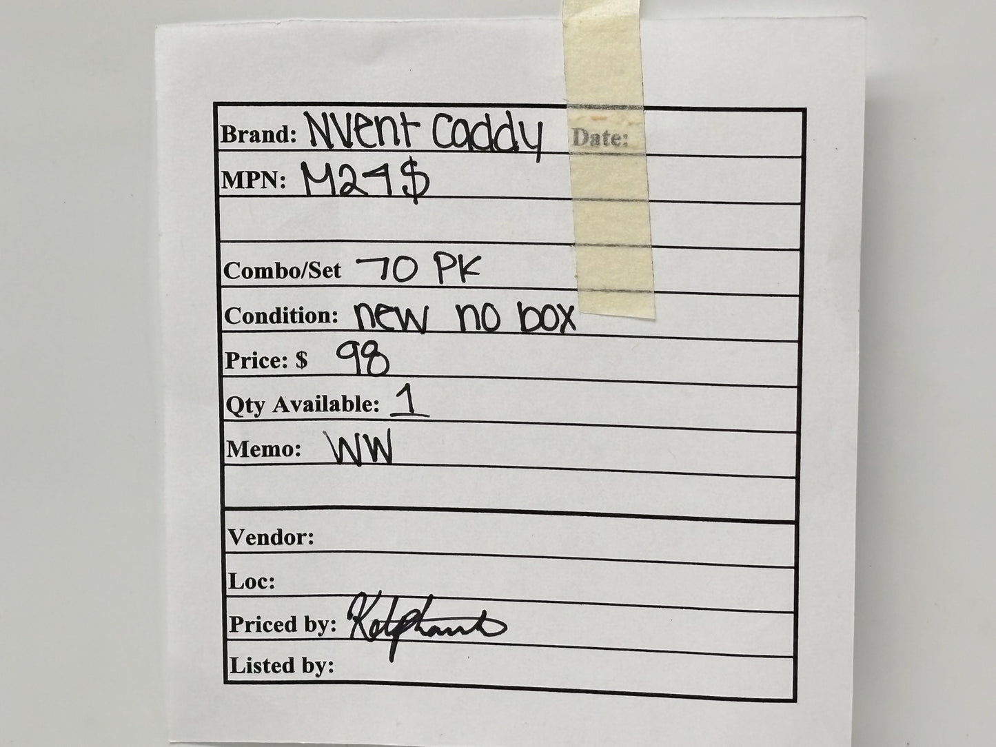 70PK nVent CADDY M24S Hammer‑On Flange Clip