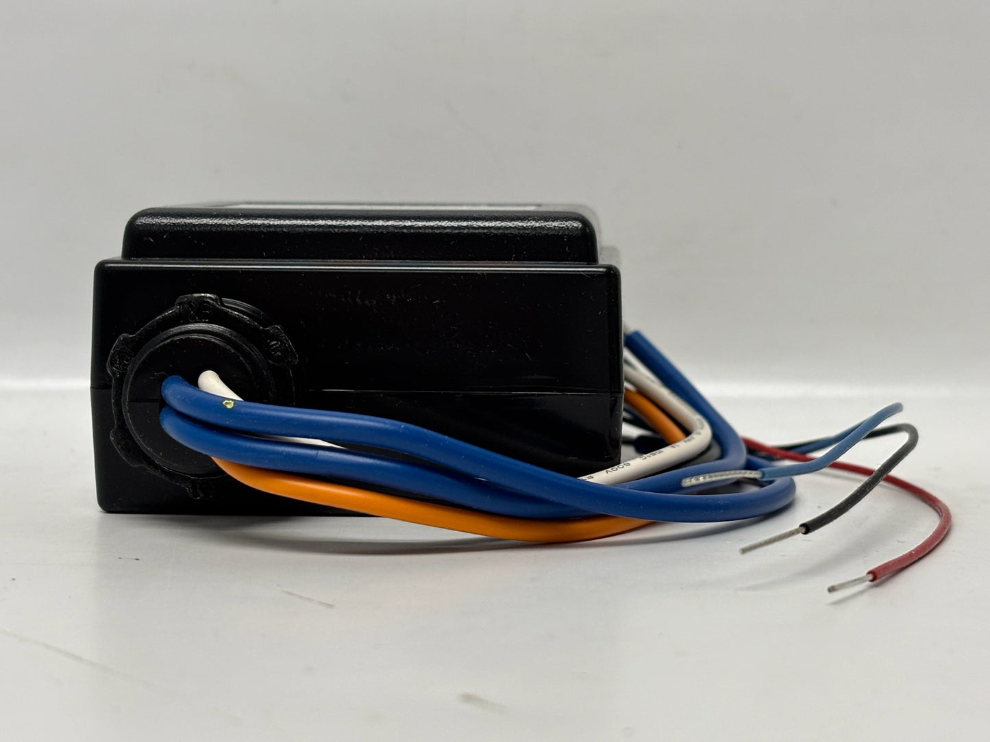 2 Pk Greengate SP20-MV 20A 120/277V Heavy-Duty Lighting Control Switchpack