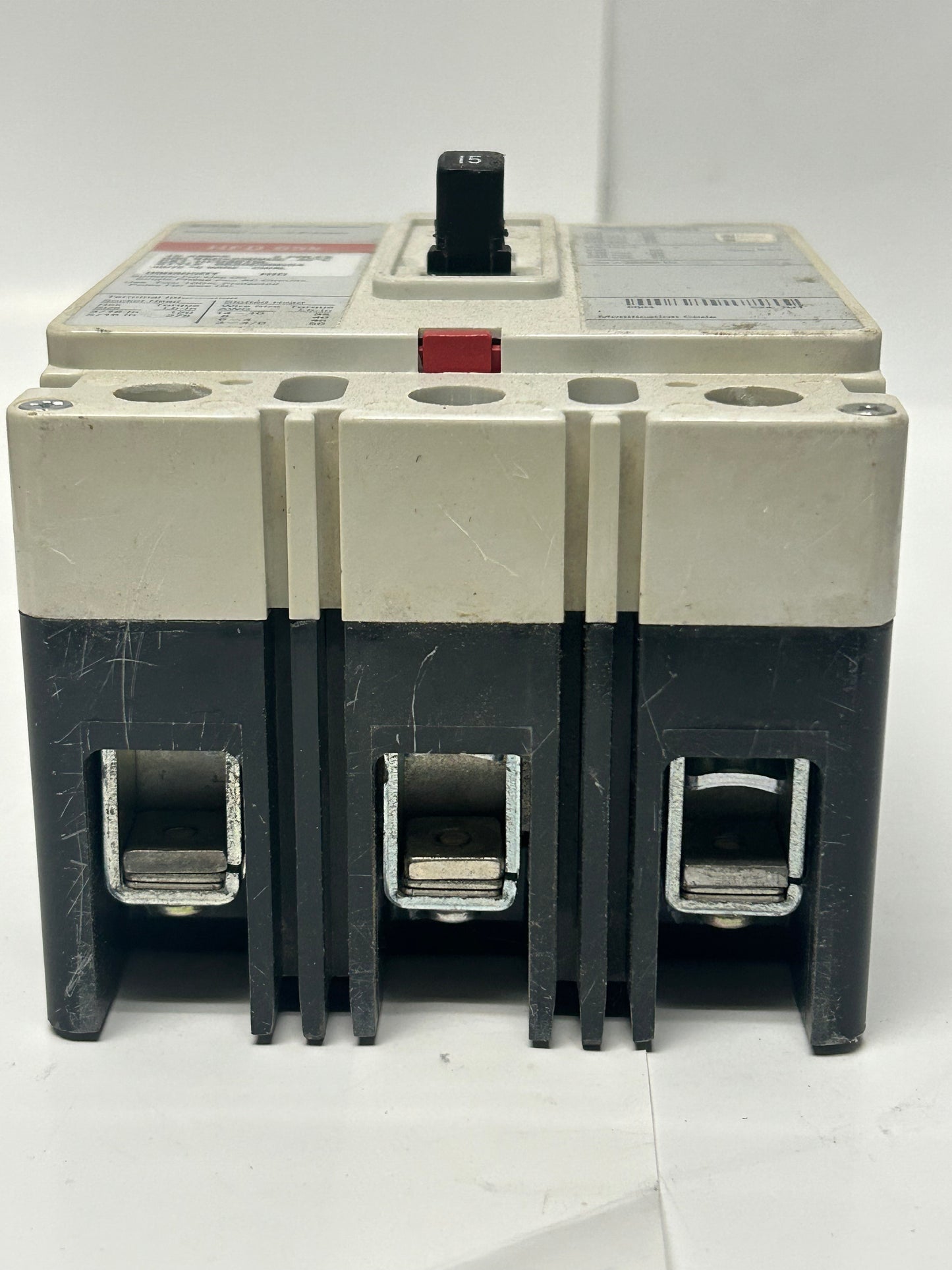 EATON HFD3015L Industrial Circuit Breaker 3P 15A 600 Vac 250 Vdc 65 kAIC at 480 Vac 50/60 Hz