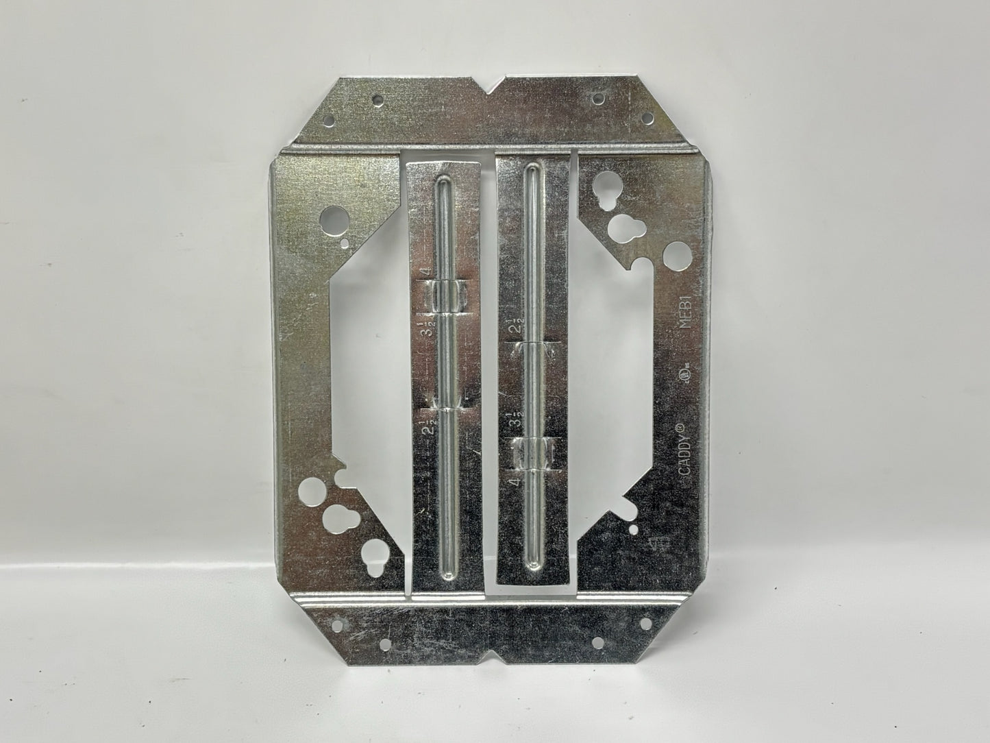 100PK nVent CADDY MEB1 Mounting Bracket for 4″/4‑11/16″ Electrical Boxes, Steel