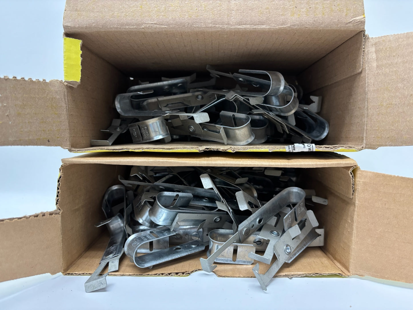 70 Pk Nvent Caddy CAY124Z34 Steel Cable Support or Conduit Mounting Component