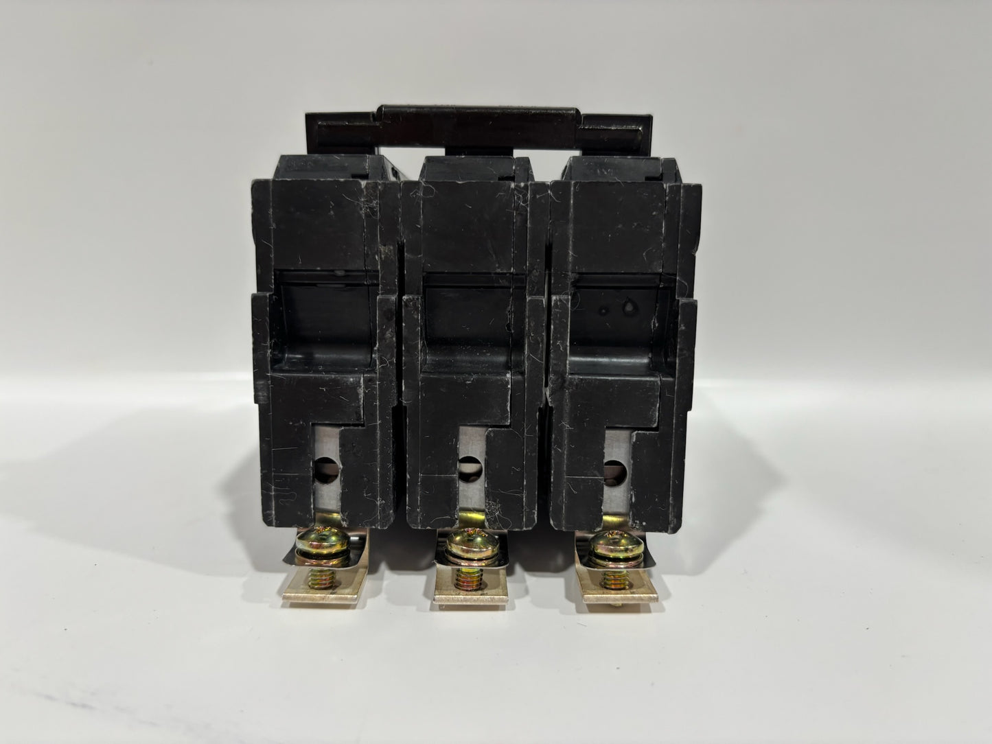 New GE Consumer & Industrials 50 AMP 3 Pole Circuit Breaker THQB32050