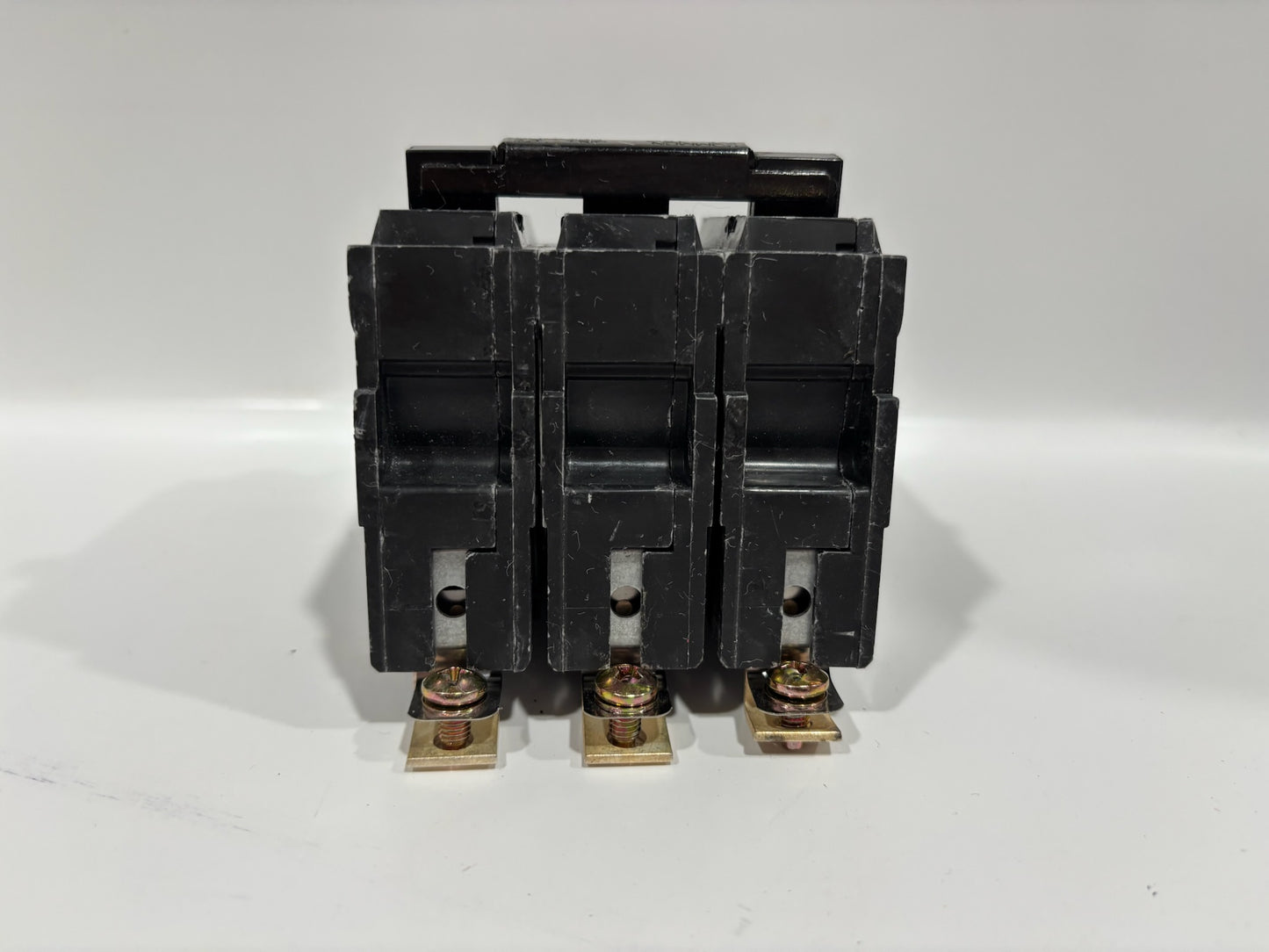 New GE Consumer & Industrial 70 AMP 3 Pole Circuit breaker THQB32070