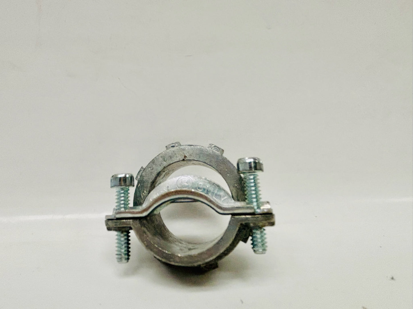 27 Pc Bridgeport 662-DC2 1-Inch Two-Screw Zinc Conduit Strap Connector