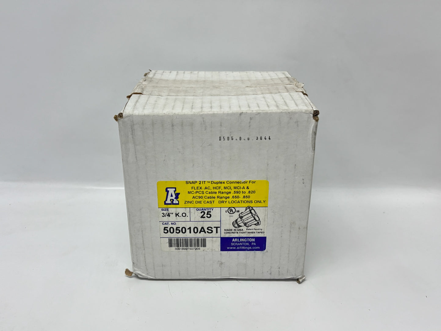 25PK Arlington 505010AST Duplex Cable Connector – ½″ Trade, ¾″ Knockout