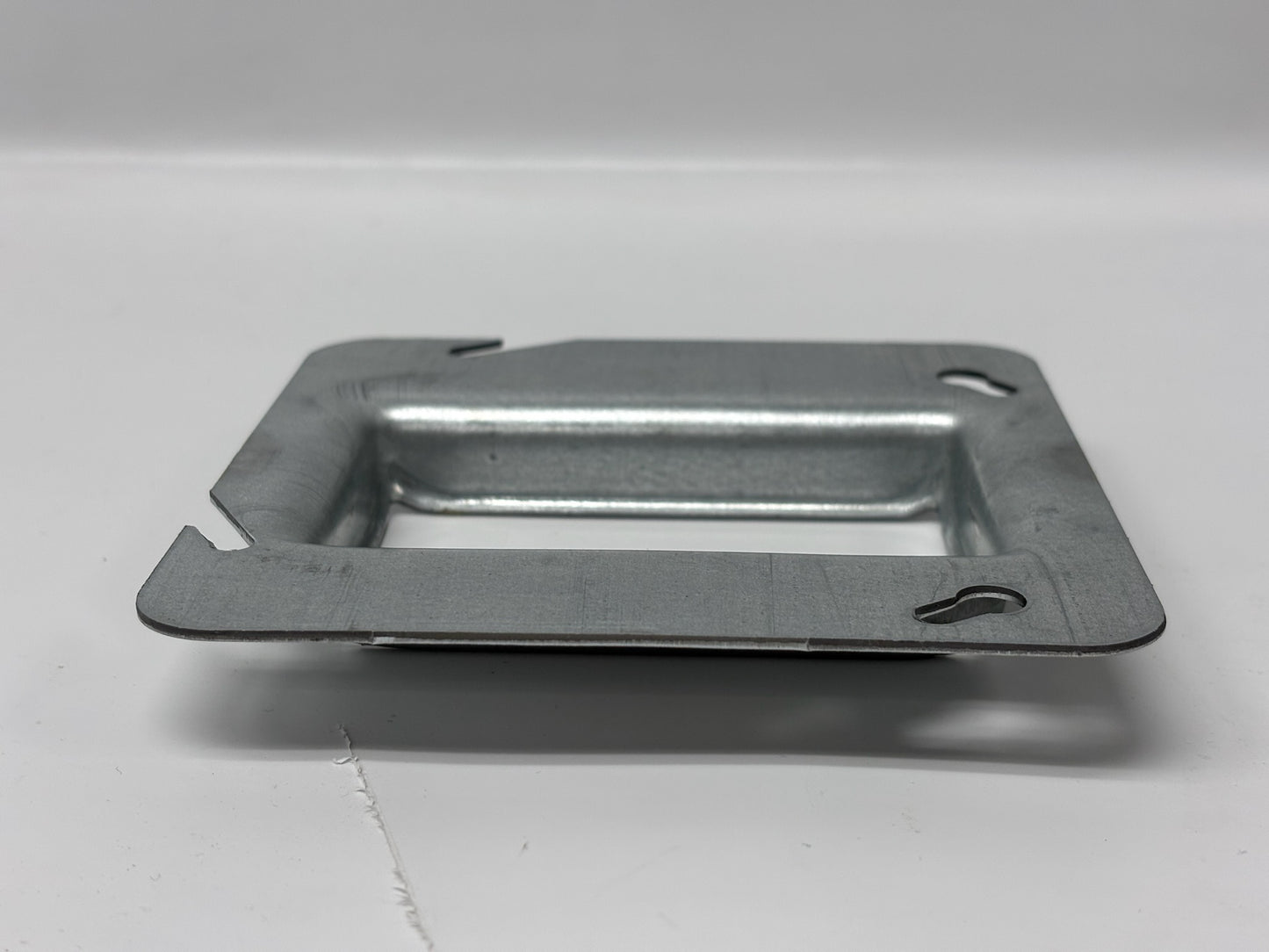 25 Pk Thomas & Betts 72C14 4-11/16 in Square Raised Cover