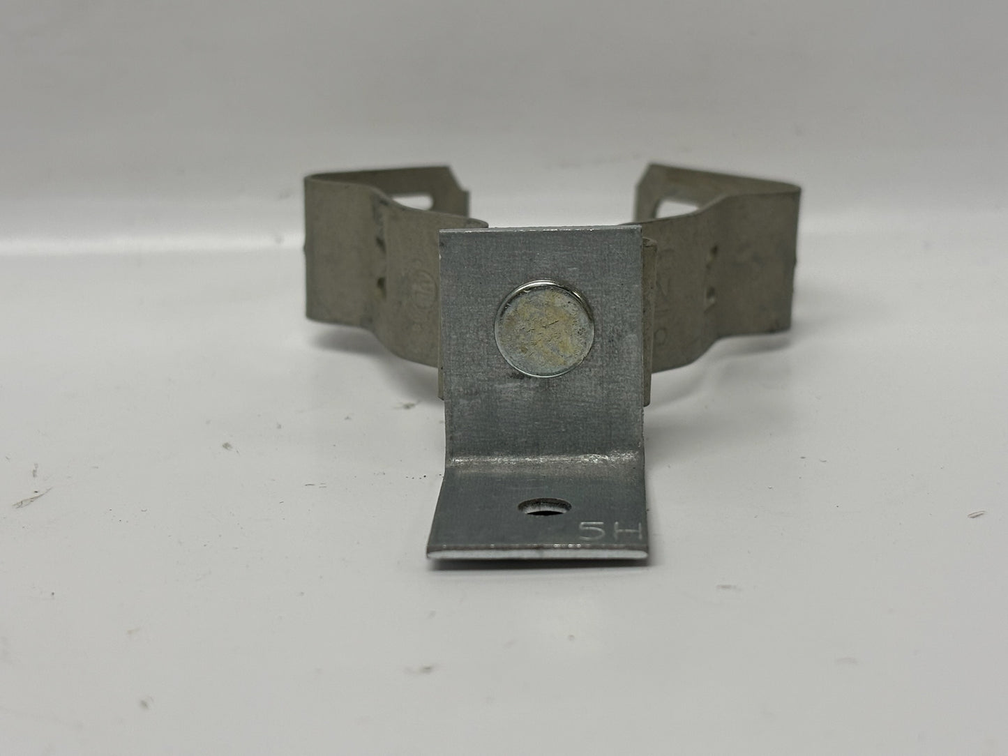 70 Pk nVent Caddy FB812M FB-M Series Through Stud Cable and Conduit Clamp