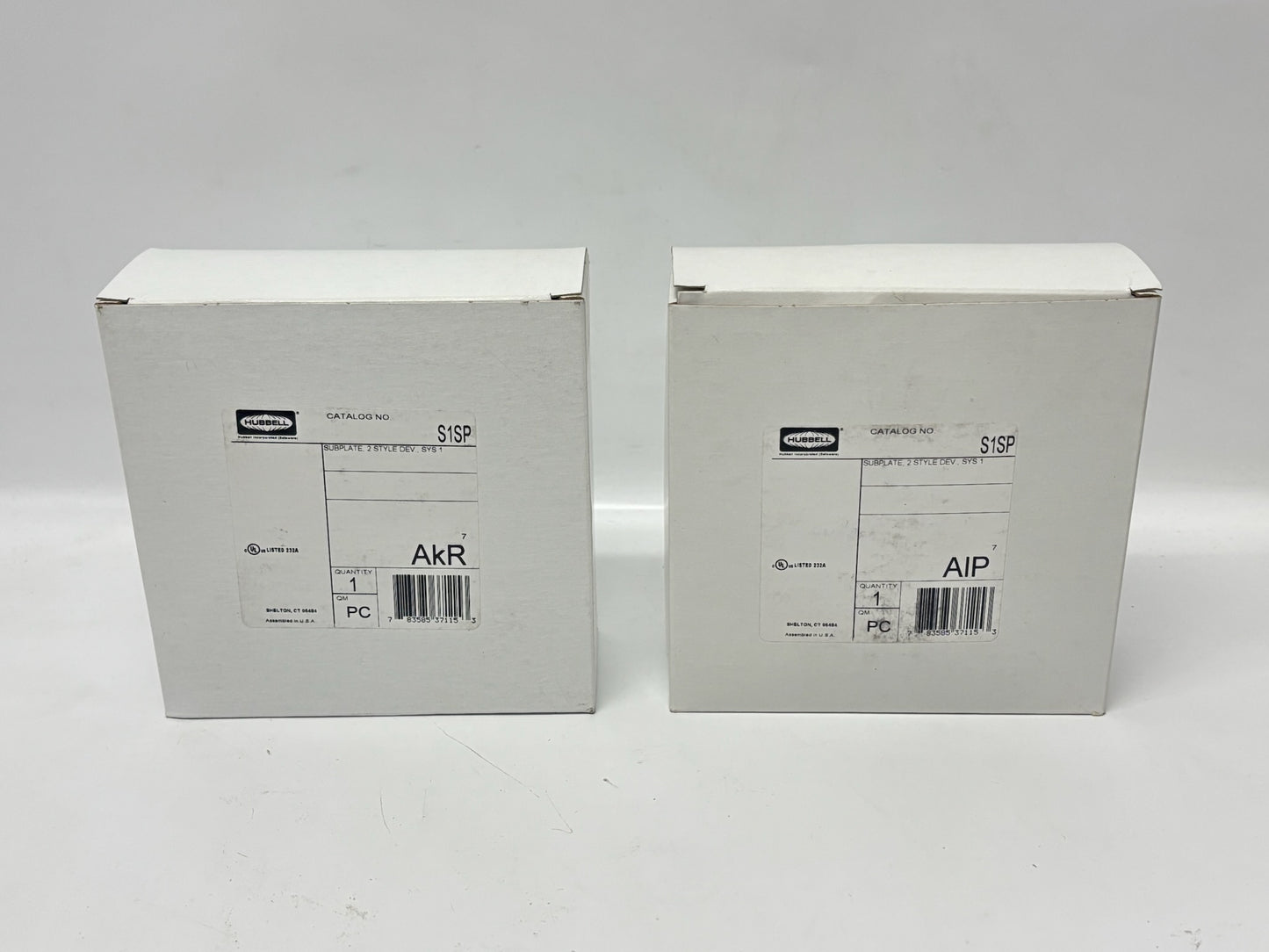 2PK Hubbell S1SP Dual StyleLine®/Decorator Sub-Plate — Floor Box Insert