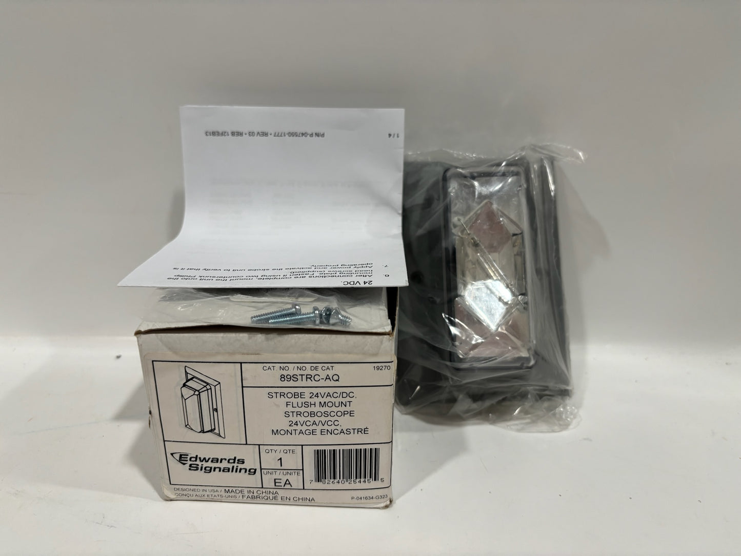 New 2PK Edwards Signaling Flush Mount StrobeScope 24 Vac 89STRC-AQ