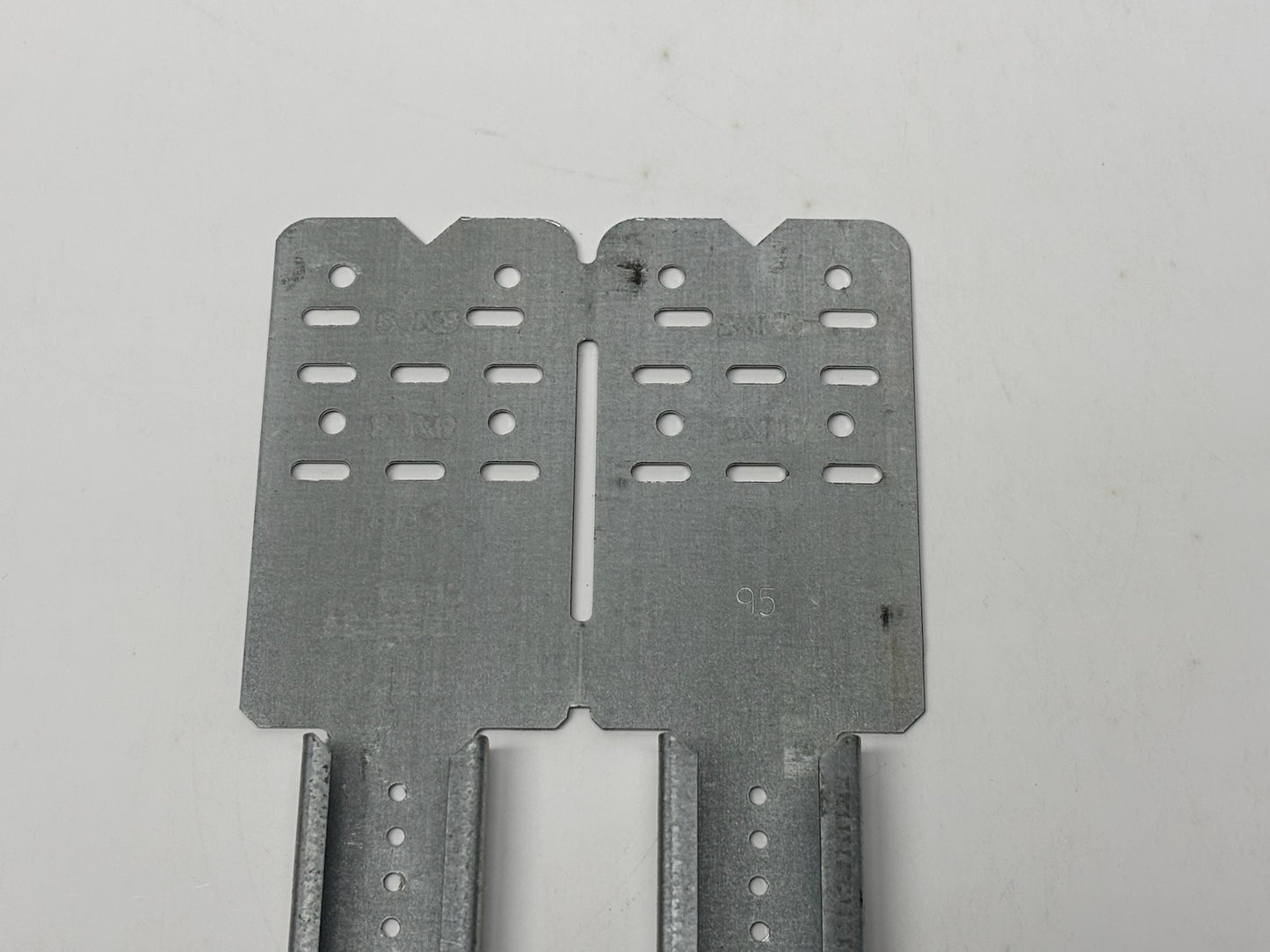 62 Pk nVent CADDY TSGB1624 Telescoping Screw Gun Box Bracket for Stud Support