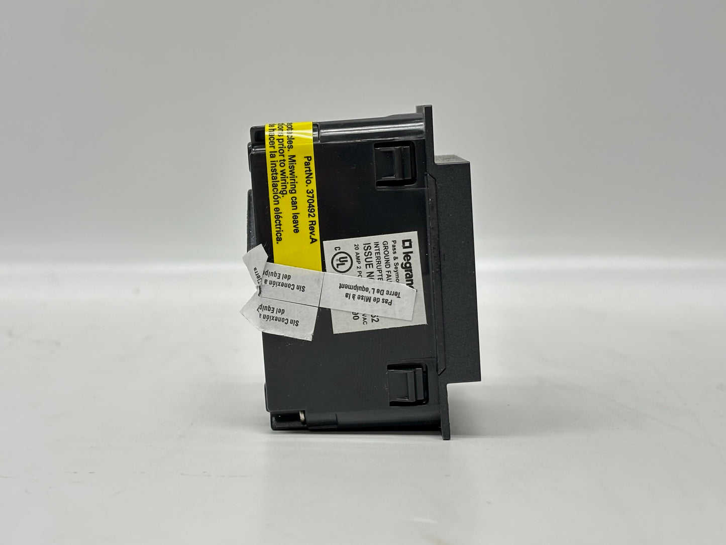 2PK Legrand adorne 15A Tamper-Resistant GFCI Outlet – Graphite AGFTR2152G4
