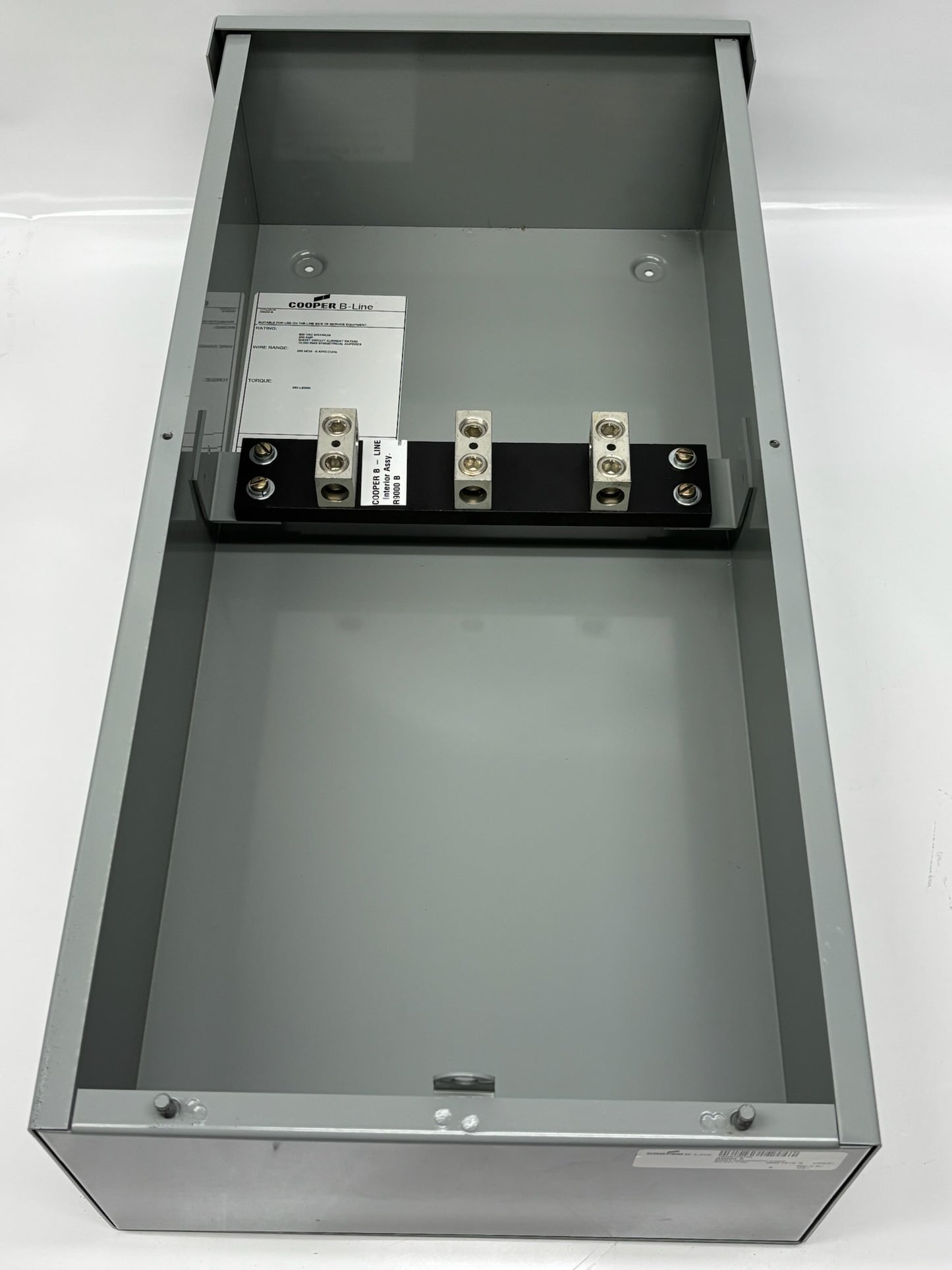 Eaton R9000 B Bussed Underground Terminal 200A NEMA 3R Enclosure