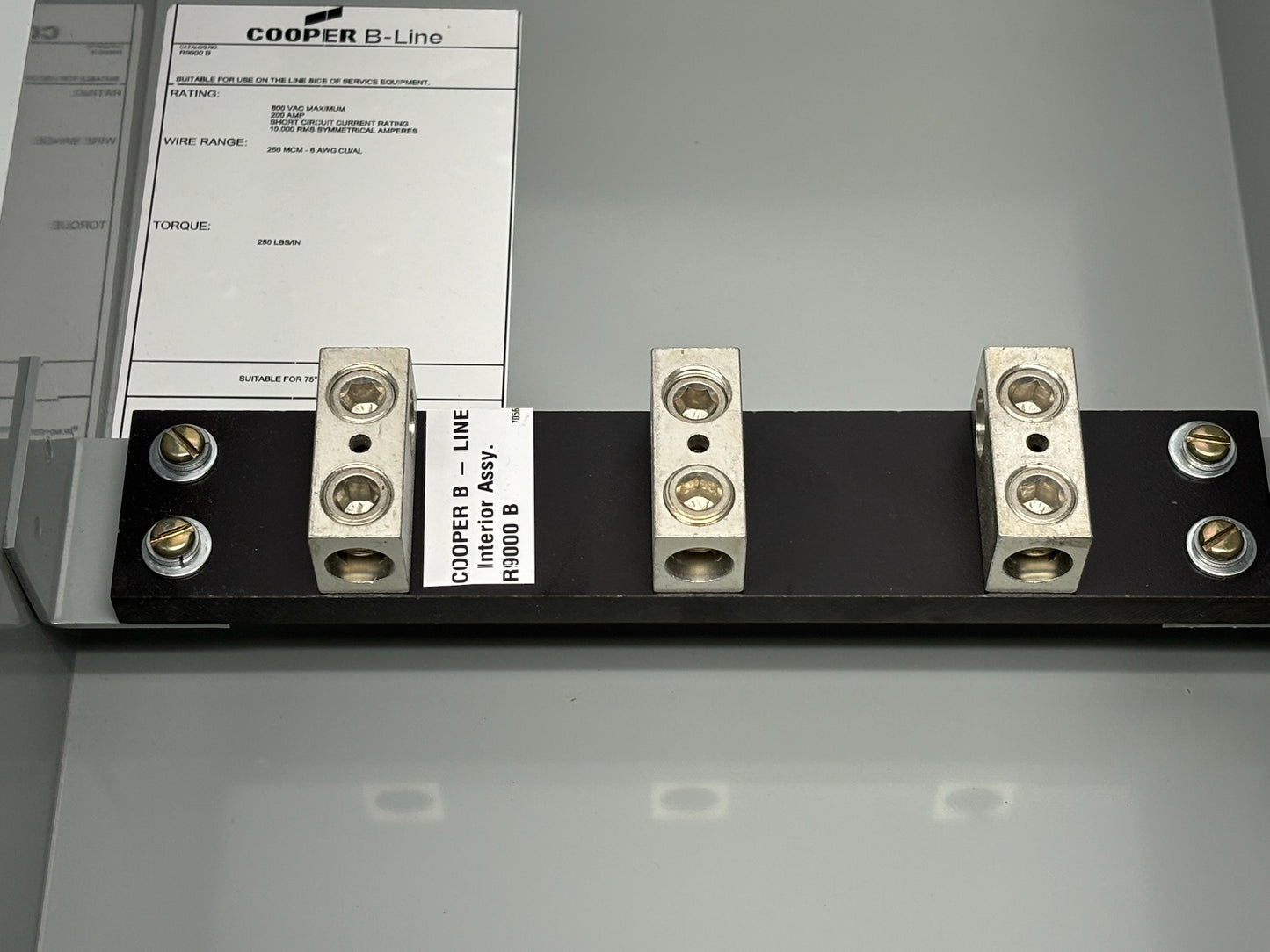 Eaton R9000 B Bussed Underground Terminal 200A NEMA 3R Enclosure