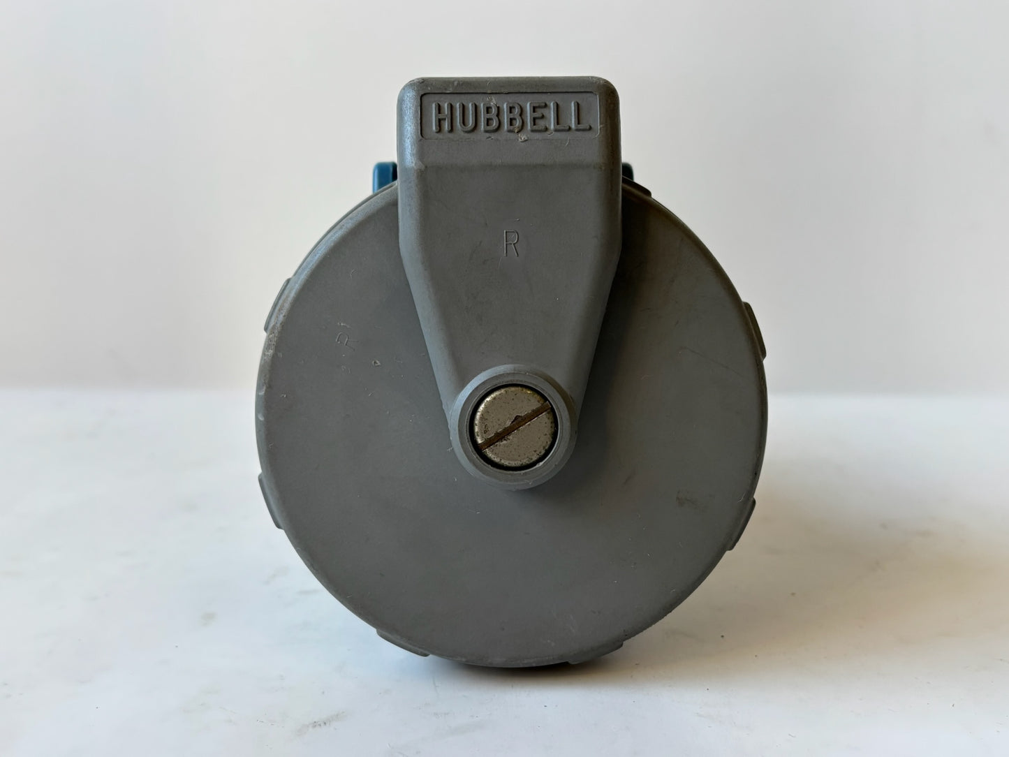 Hubbell 460C9W 60A 250V 3-Phase Watertight Female Connector Body