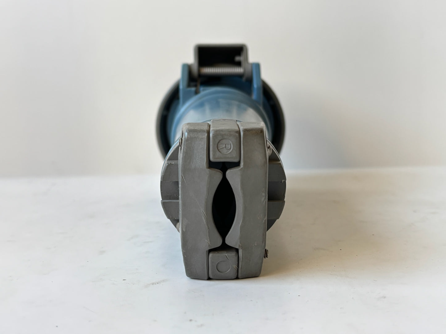 Hubbell 460C9W 60A 250V 3-Phase Watertight Female Connector Body