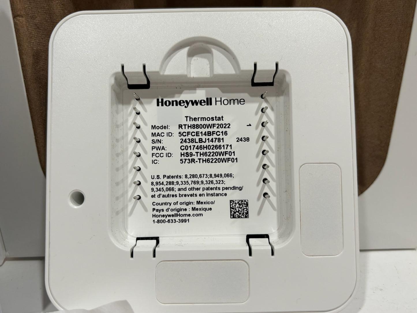 New Open HoneyWell T5 Smart Thermostat with Auto Home/away Mode
