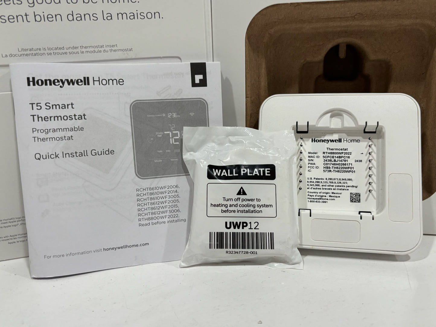 New Open HoneyWell T5 Smart Thermostat with Auto Home/away Mode