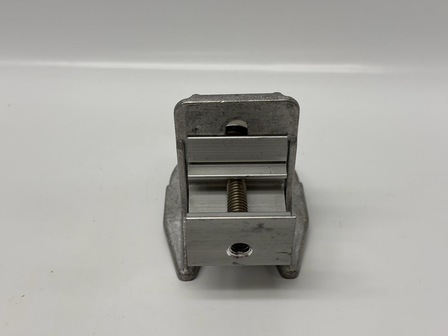 20 Pk SnapNrack 242-02163 Ultra Rail SpeedSeal Foot Silver Roof Mount Accessory