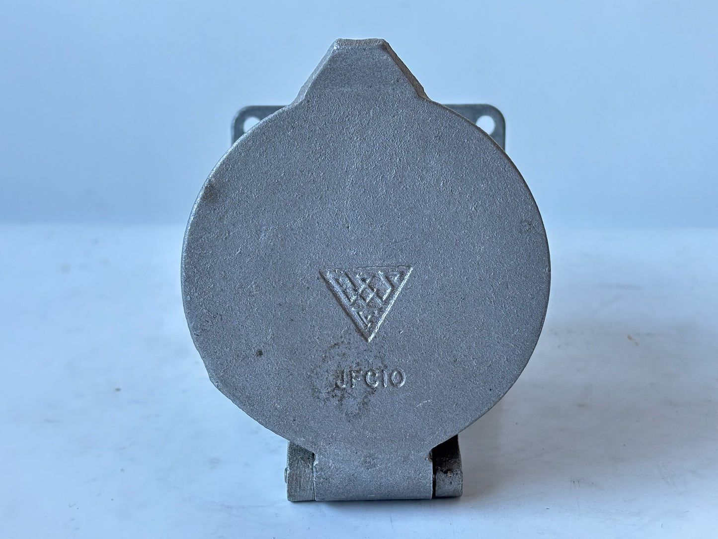 Russellstoll JRFR 1033 FR SAF-T-ARC 100 A 600 V 3-Pole Plug (J-Line, Reversed Contact)
