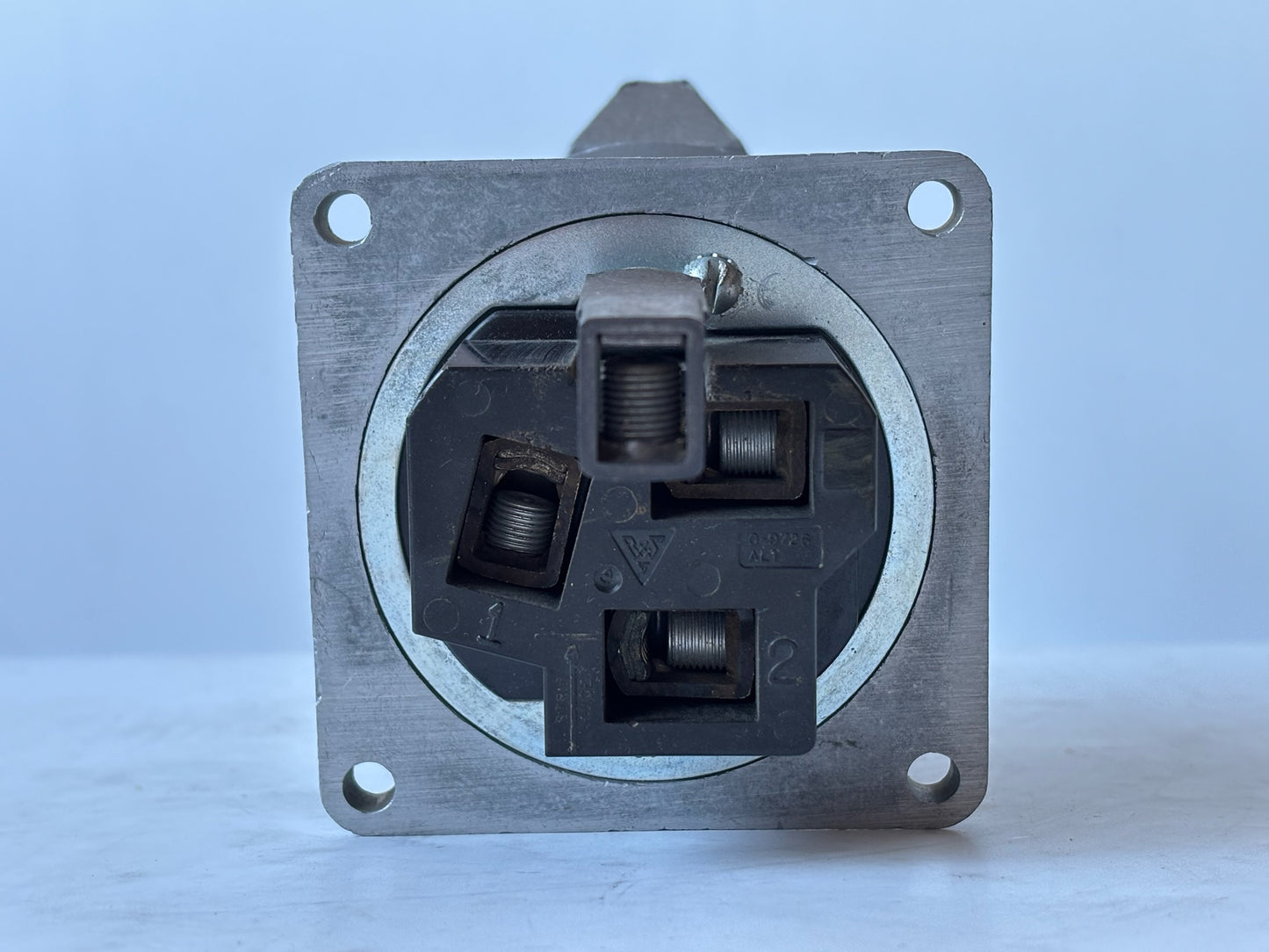Russellstoll JRFR 1033 FR SAF-T-ARC 100 A 600 V 3-Pole Plug (J-Line, Reversed Contact)