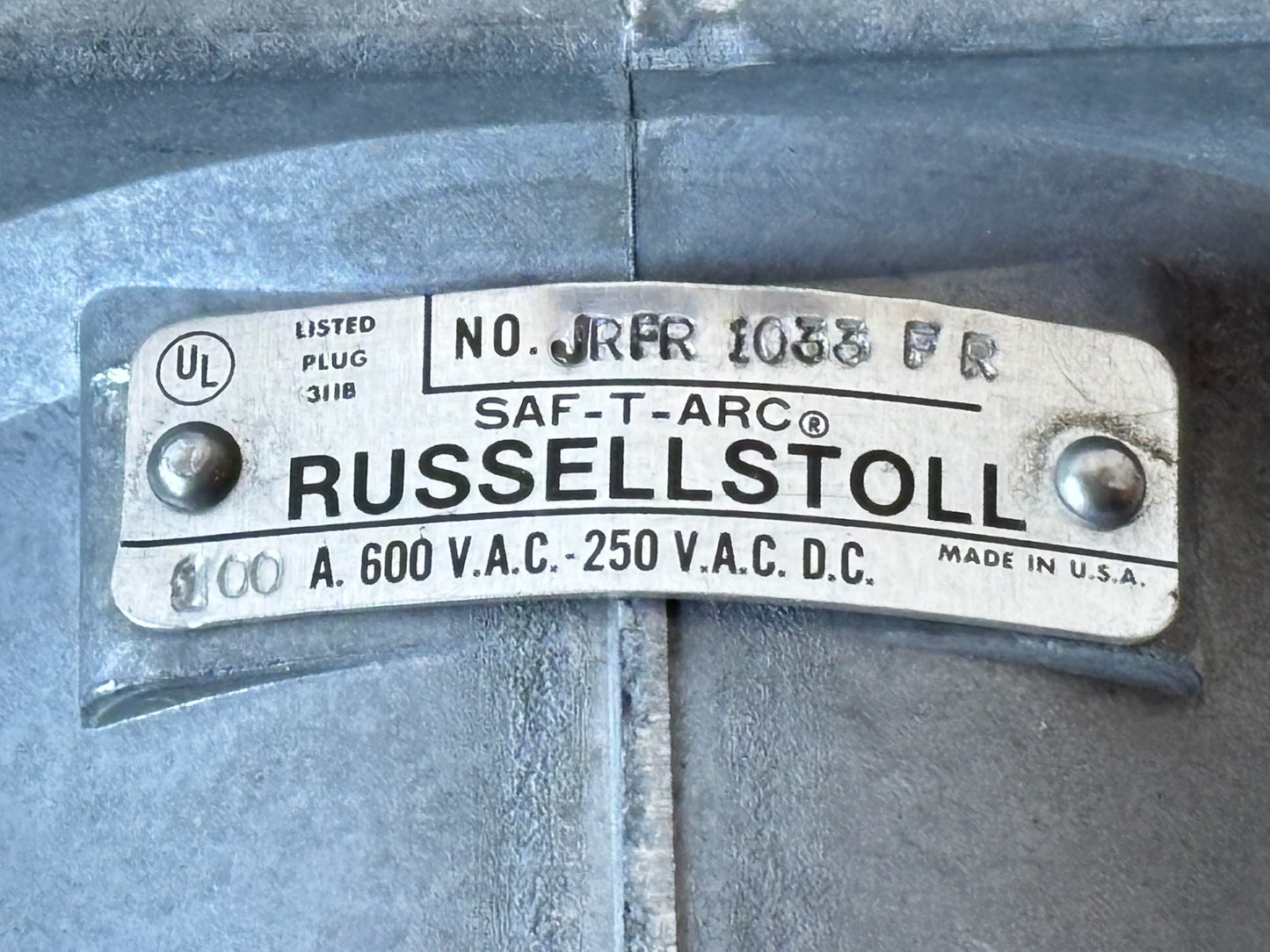 Russellstoll JRFR 1033 FR SAF-T-ARC 100 A 600 V 3-Pole Plug (J-Line, Reversed Contact)