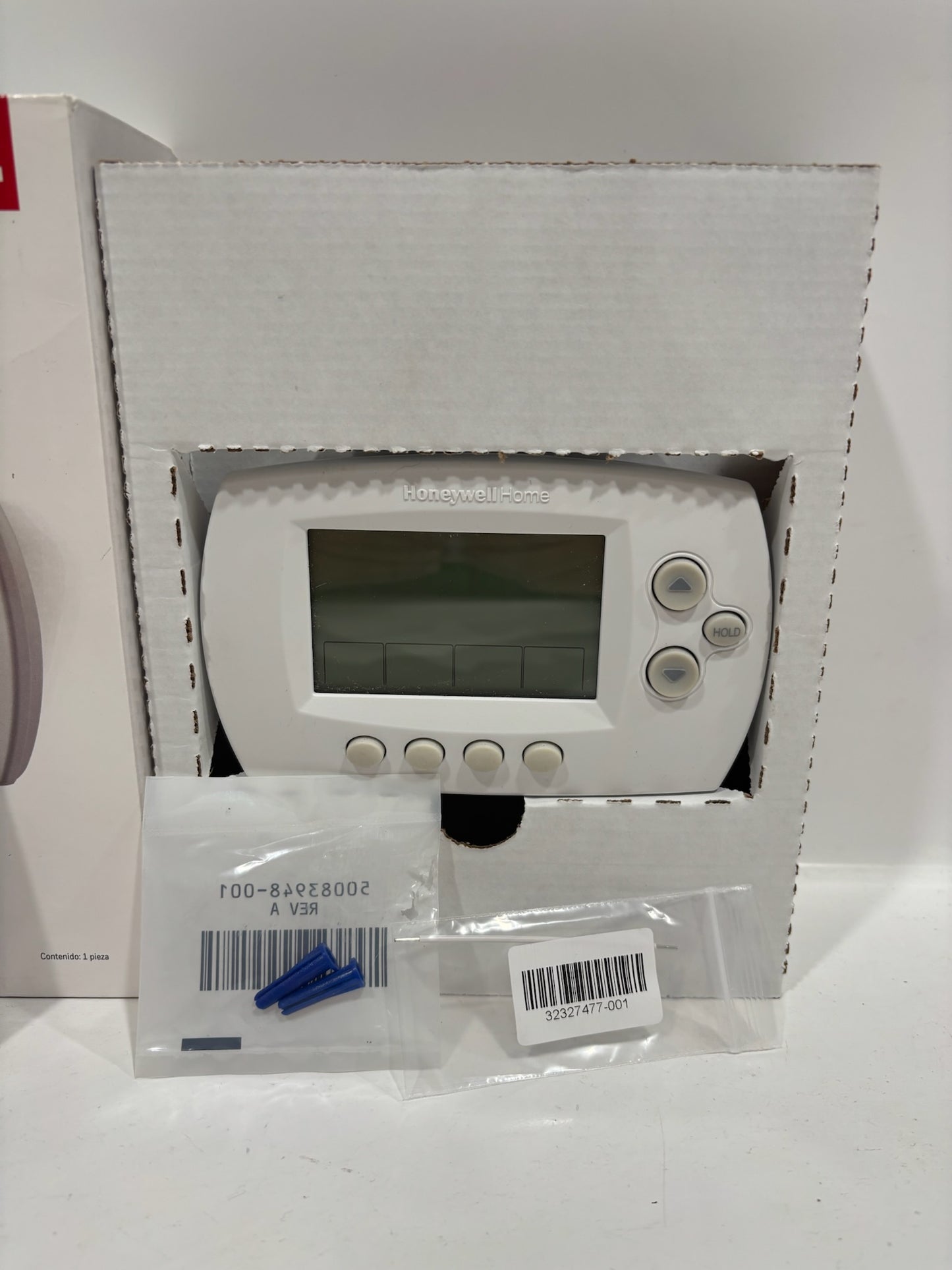 New Open HoneyWell RTH6580WF Smart Thermostat-Control Anywhere