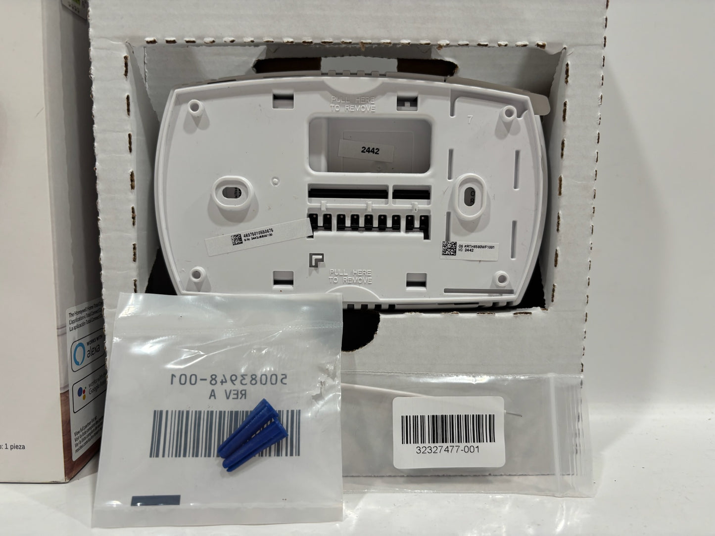New Open HoneyWell RTH6580WF Smart Thermostat-Control Anywhere