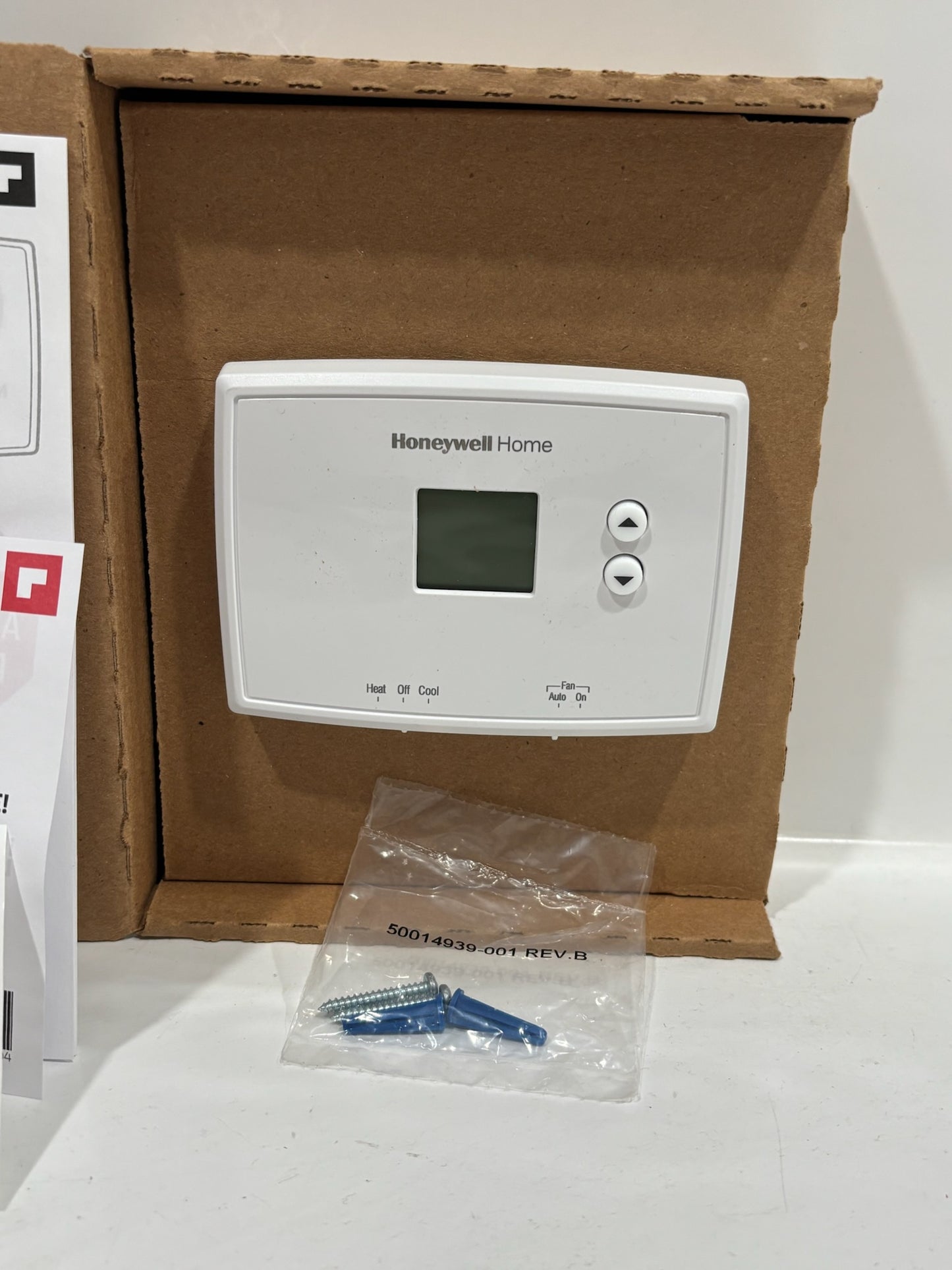 New Open 10PK HoneyWell RTH111B1024 Non-Programmable Thermostat