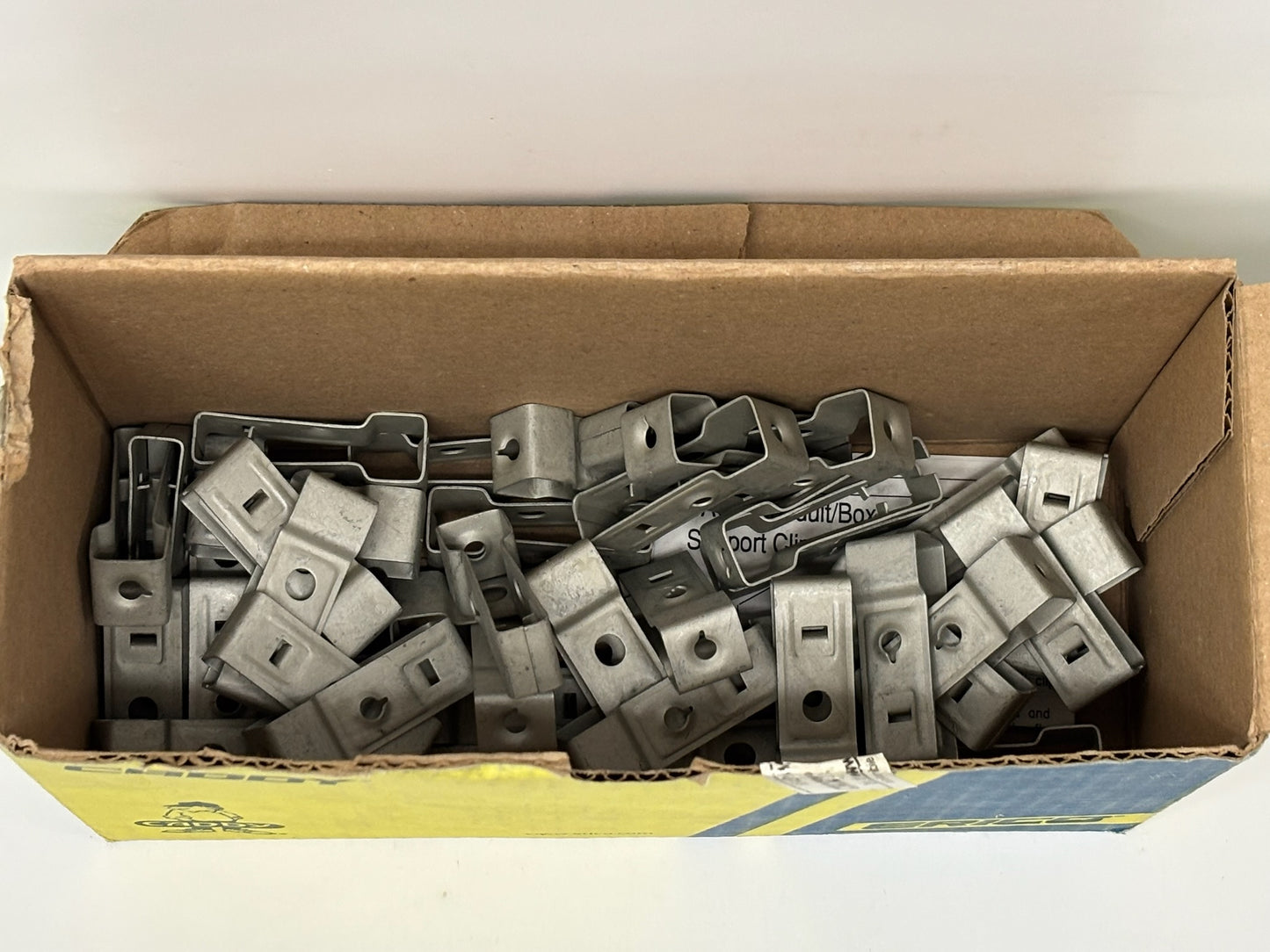 44 Pk Erico 4ACS Caddy T-Grid Conduit/Box Support Clip with 1/4″ Threaded Hole