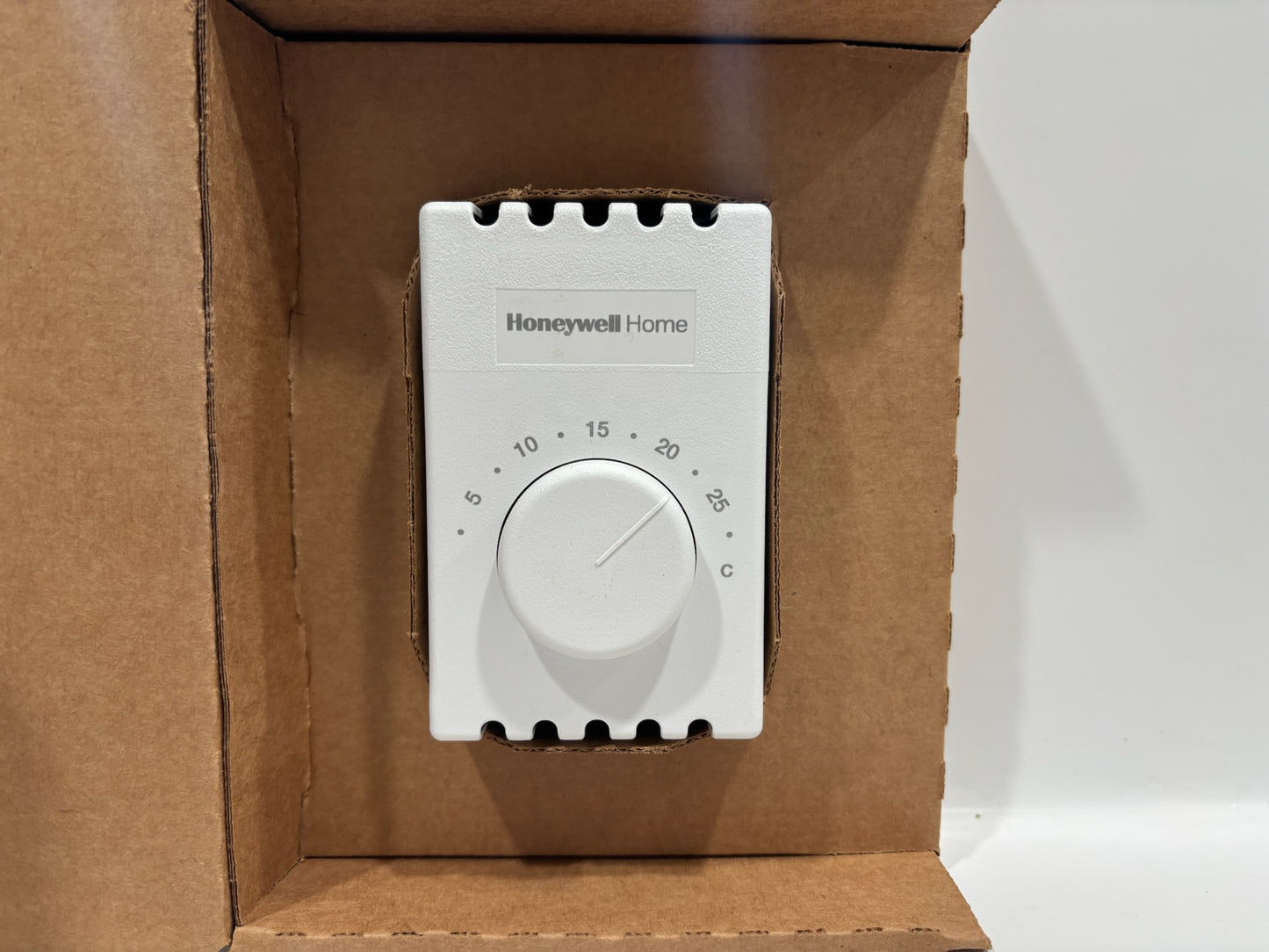 New Open 10PK HoneyWell CT410B Non-Program, Electric Heat Thermostat