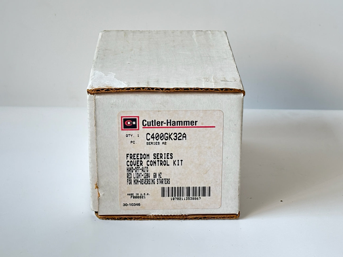 Cutler-Hammer C400GK32A 2-Position Selector Switch Operator, 30mm