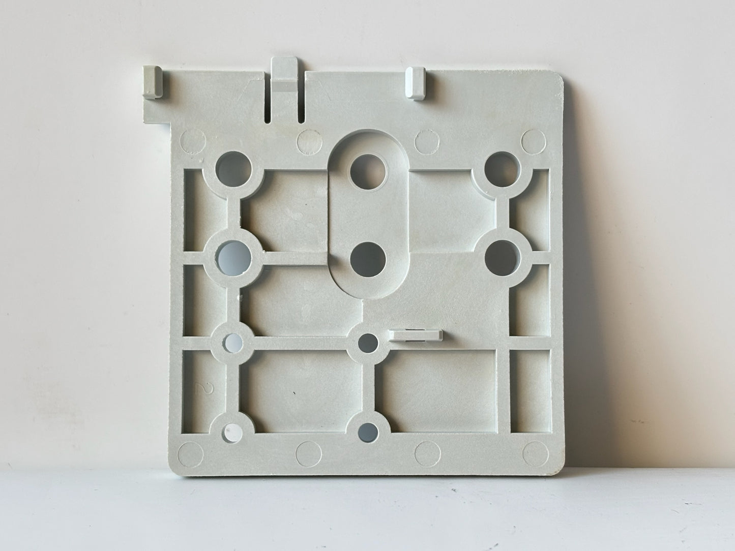 Cutler-Hammer C400GK32A 2-Position Selector Switch Operator, 30mm