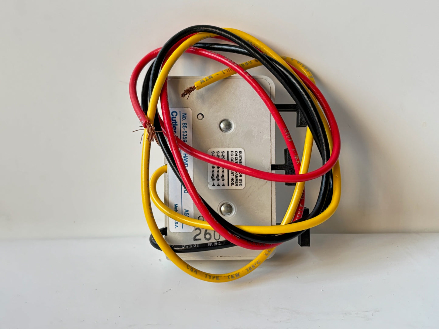 Cutler-Hammer C400GK32A 2-Position Selector Switch Operator, 30mm