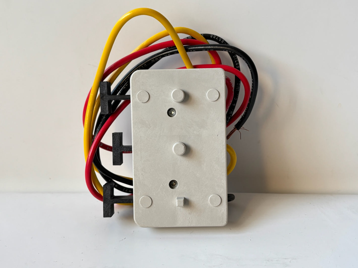 Cutler-Hammer C400GK32A 2-Position Selector Switch Operator, 30mm