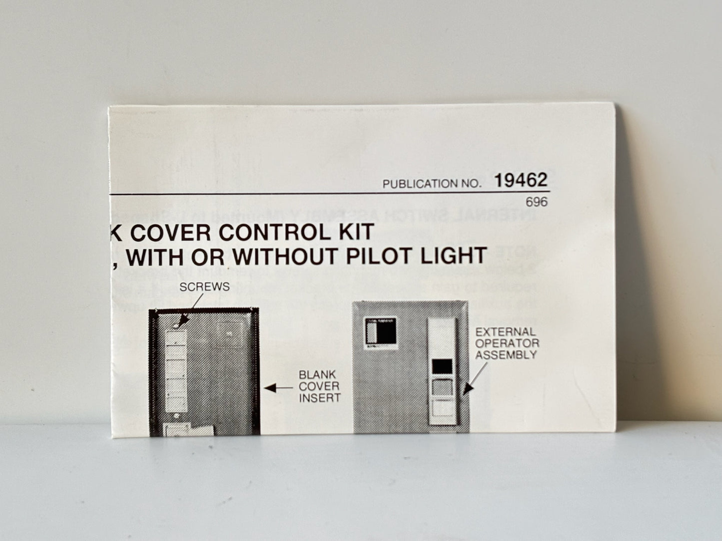 Cutler-Hammer C400GK32A 2-Position Selector Switch Operator, 30mm
