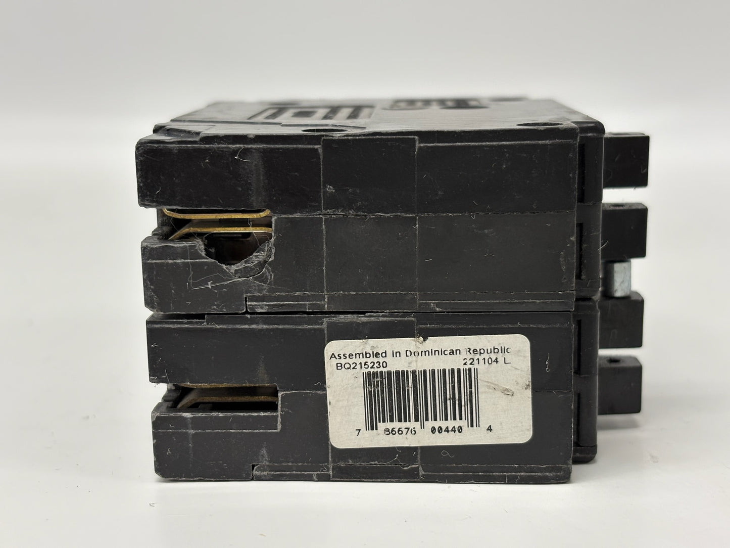 3 Pk Eaton BQ215230 Quad BR Thermal Magnetic Circuit Breaker for 120/240 V Use