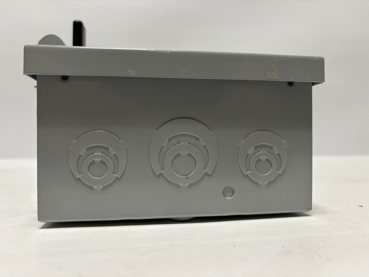 No Box Eaton DG221UGB General Duty Safety Switch 30A - 240V